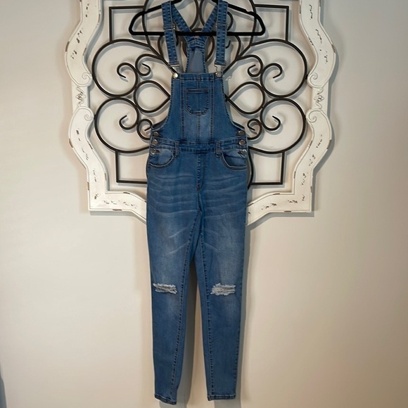 EUC AMERICAN BAZI STRETCH DISTRESSED KNEE OVERALLS DARK BLUE SIZE SMALL - Picture 2 of 10